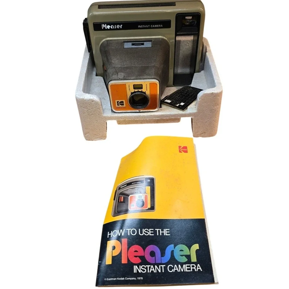 Vintage 1970s Kodak THE‎ PLEASER Instant Camera, Manual Included - Untested